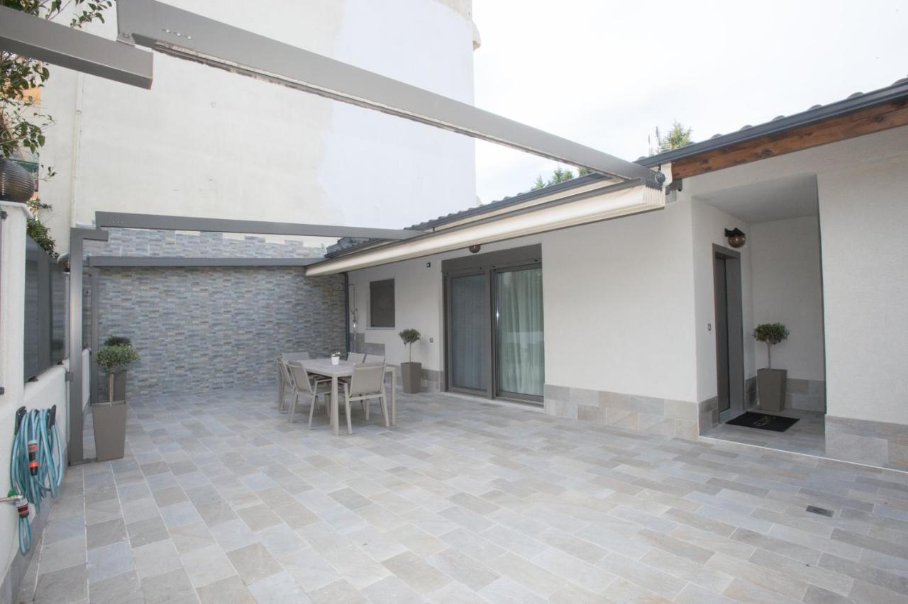 Villa Dolphin Peraía Esterno foto